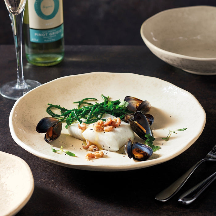 Mineral Noir Melamine Crackle Plate